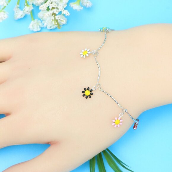 Chic & Stylish Bracelet – A Thoughtful Gift for Women and Girls, DYC1023 - Picture 5 of 8